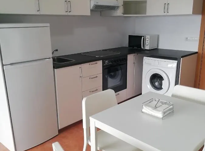 Piso Collazo アパート