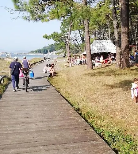 Piso Collazo アパート イスラ・デ・アローサ